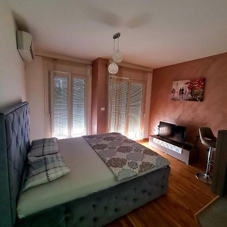 Apartman Bogdan 2 Podgorica Exterior foto