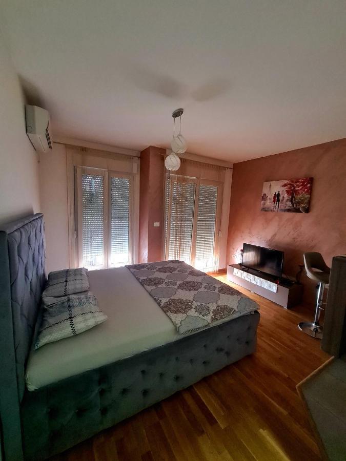 Apartman Bogdan 2 Podgorica Exterior foto